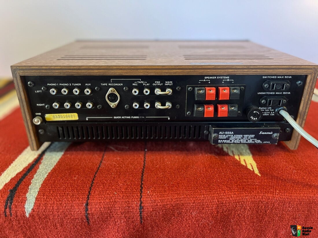 Vintage Sansui AU-555A Amplifier and Sansui SP-1200 Speakers Photo